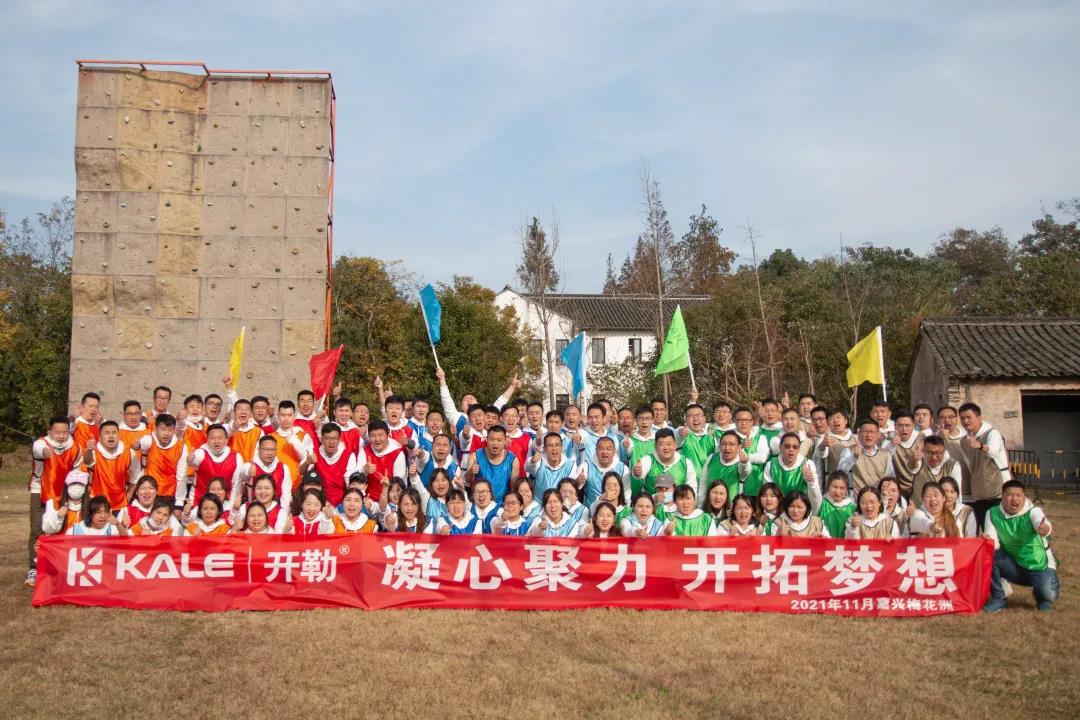 590844a72494724e78054f9ce82a2eea 590844a72494724e78054f9ce82a2eea